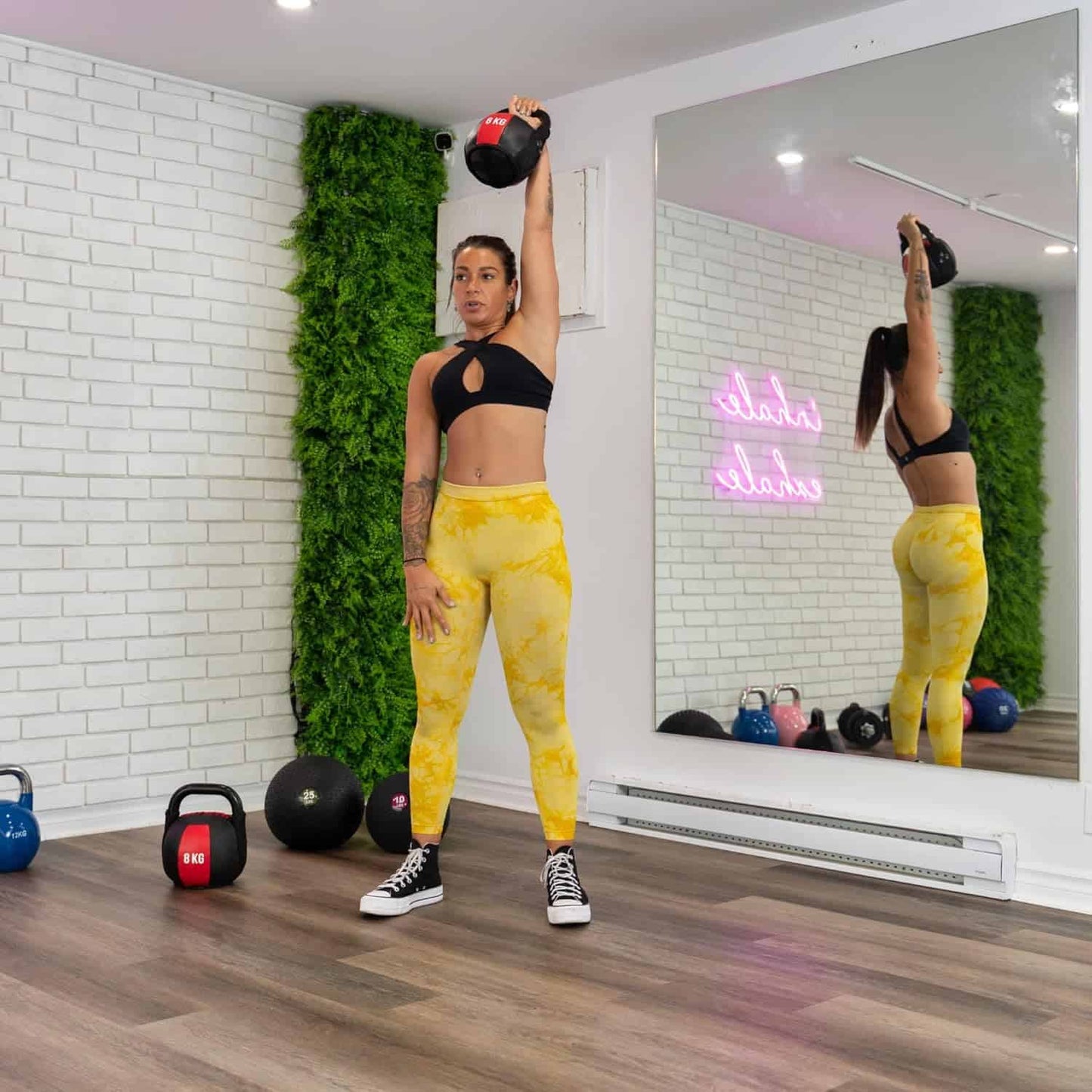 PRISP Soft Kettlebell – Sand-Filled Weight with Rigid Handle for Safe Home Workouts PRISP