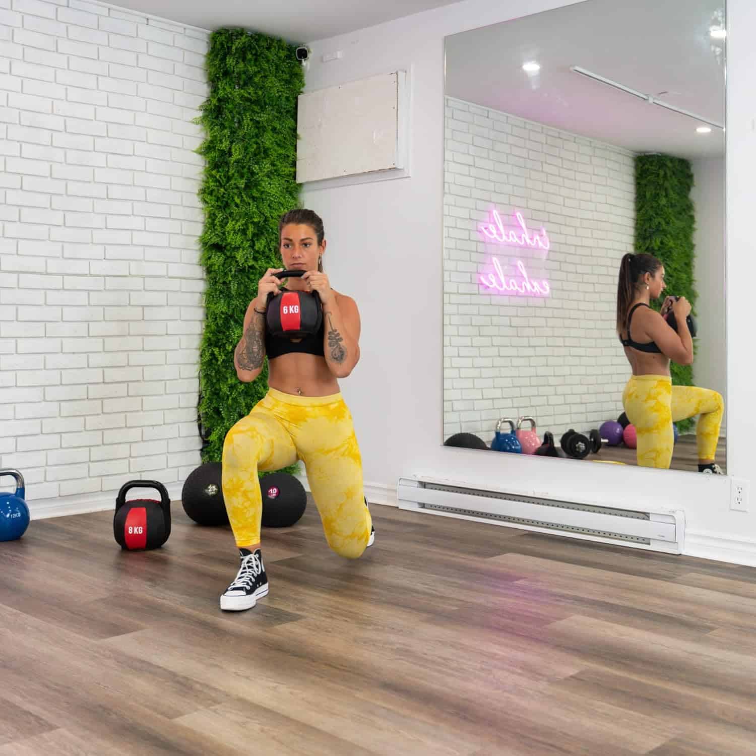 PRISP Soft Kettlebell – Sand-Filled Weight with Rigid Handle for Safe Home Workouts PRISP